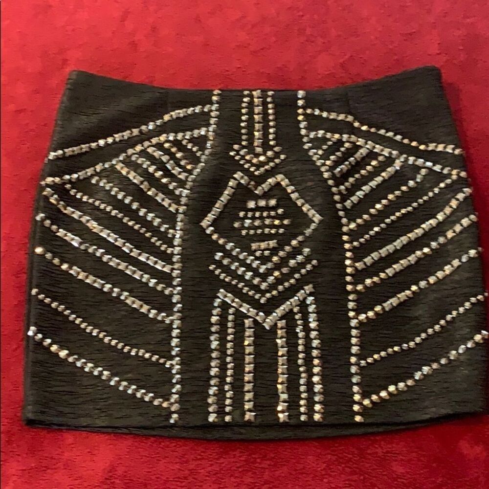 Guess Embellished skirt. Brand new w/ tags! Size 4